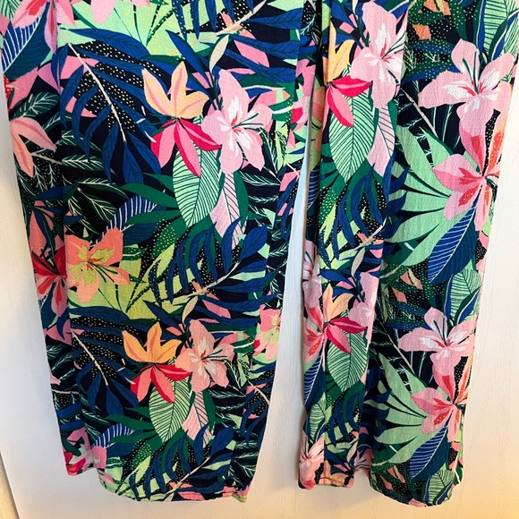 Loft Tropical Print Junpsuit - Picture 4 of 7